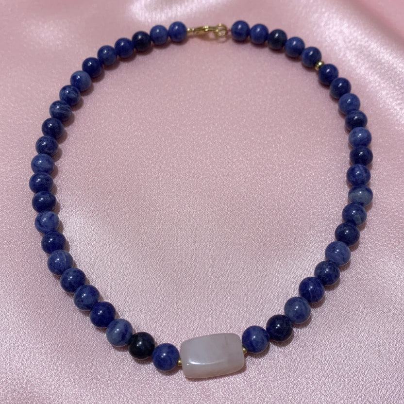 Collar Piedras Sodalita con Cuarzo Rosa