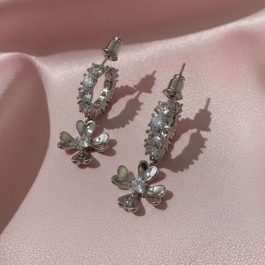 Arracadas Flor Plateadas