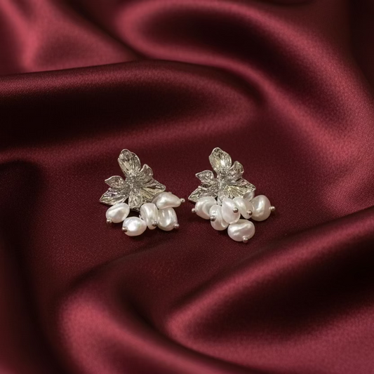 Aretes Hojas con Perlitas