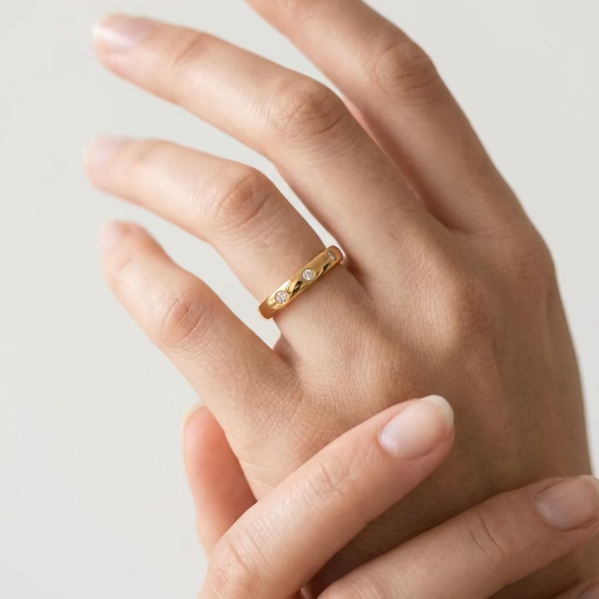 Anillo 3 Zirconias Talla #7