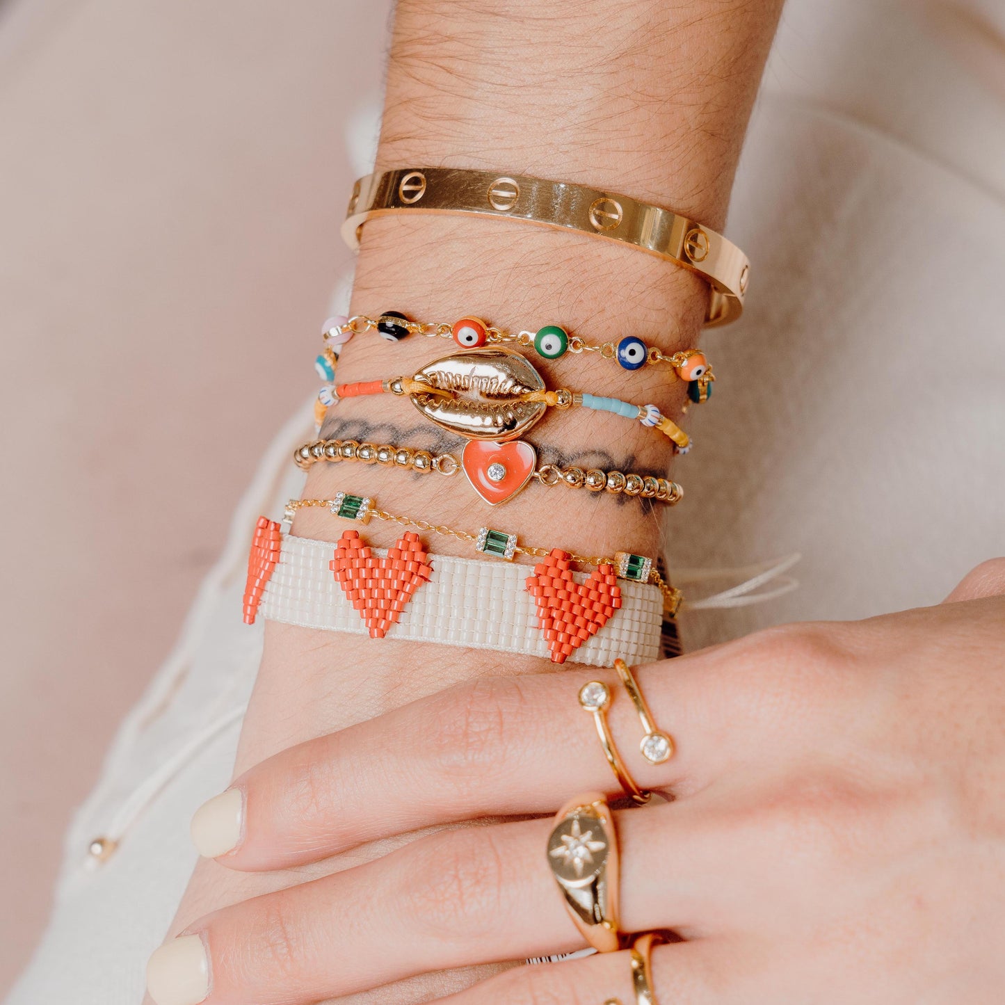 Pulsera Tres Corazones Rojos
