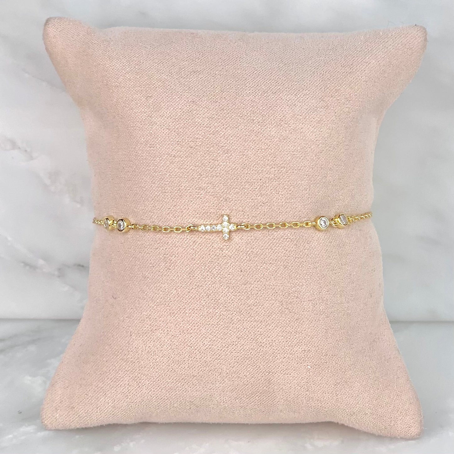 Pulsera Cruz Zirconias Dorada