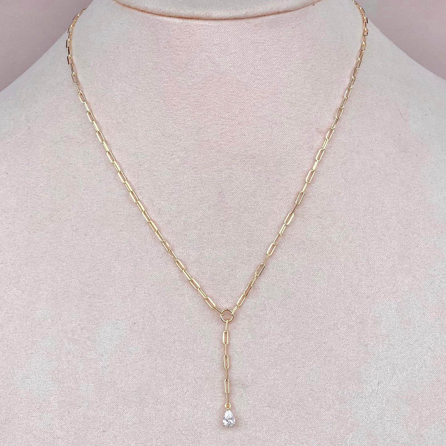 Lariat Gota Zirconia