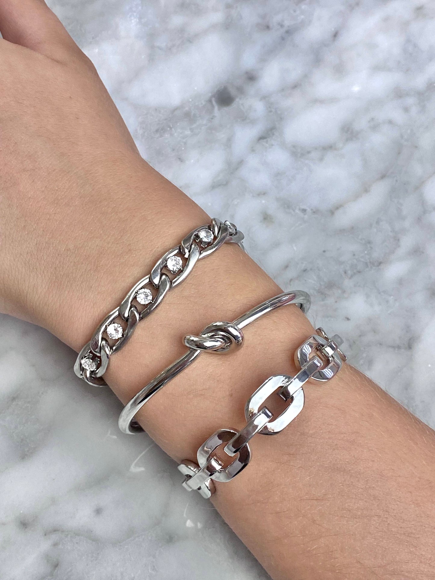 Pulsera Eslabones Zirconias Plateada