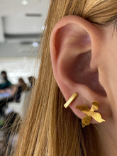 Cargar imagen en el visor de la galería, Studs Barra
