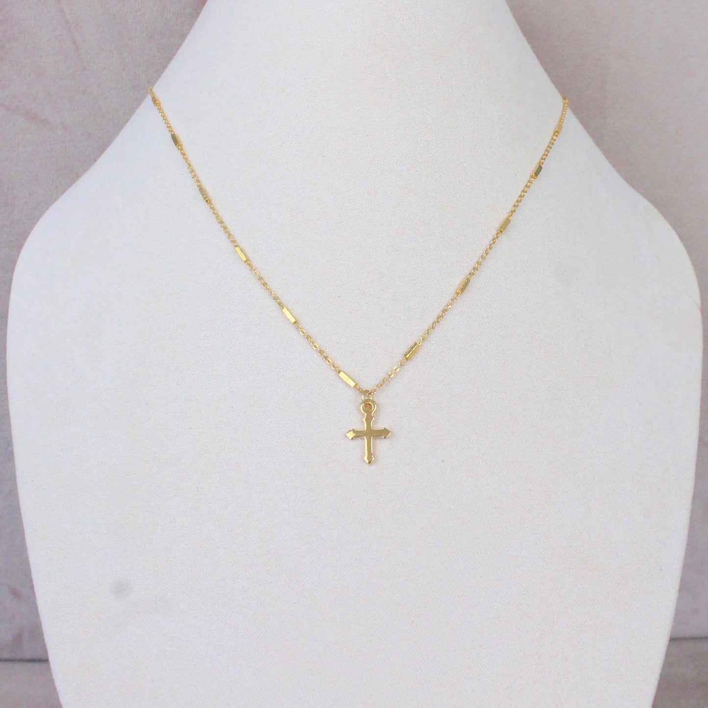 Collar rectángulos cruz