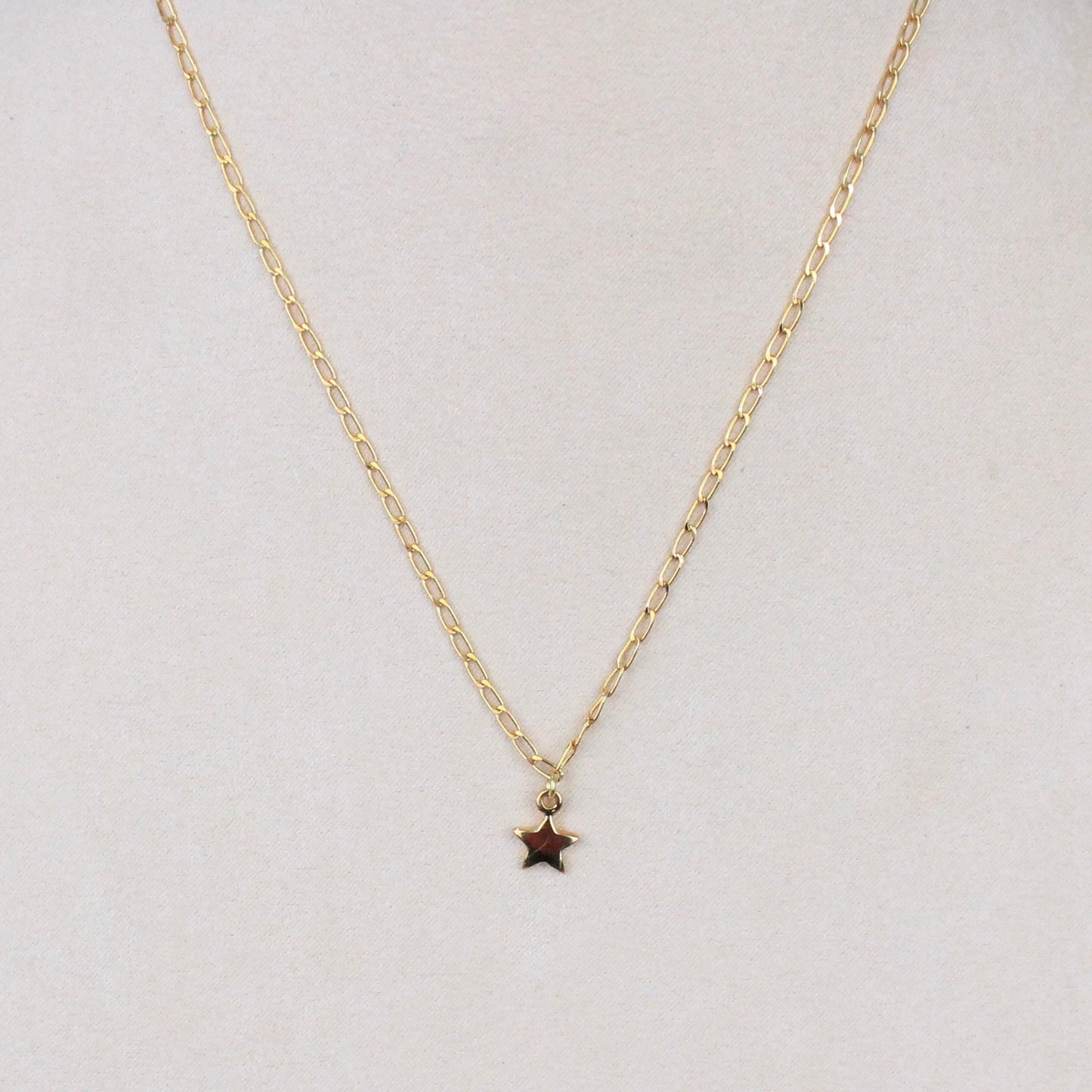 Collar Estrella dorada