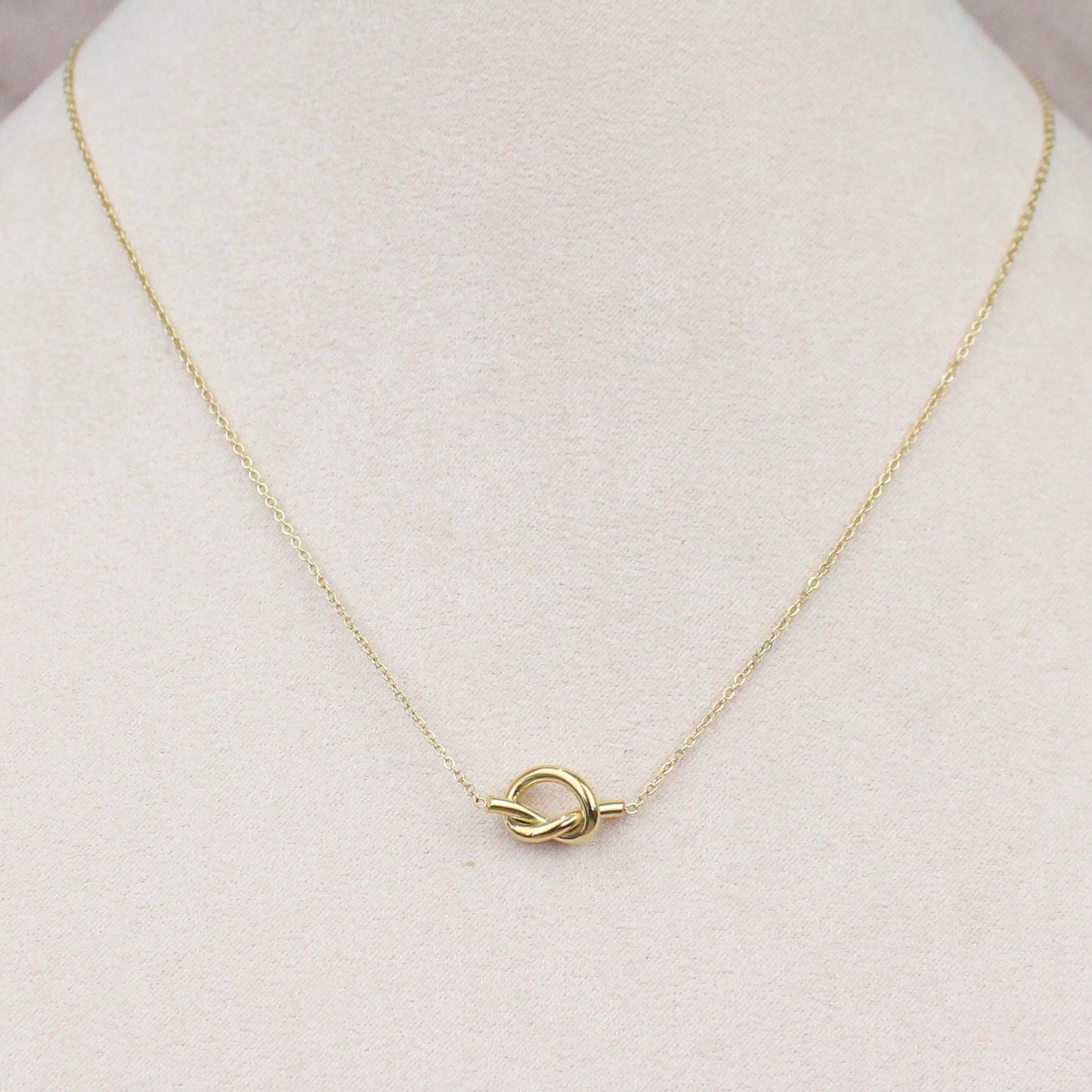 Collar Nudo