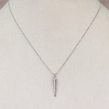 Cargar imagen en el visor de la galería, Collar Pico plateado
