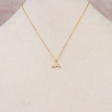 Cargar imagen en el visor de la galería, Collar Cola de Sirena dorado
