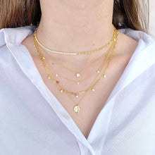 Cargar imagen en el visor de la galería, Collar Virgen y Cruz

