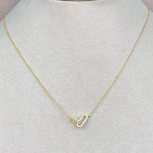 Cargar imagen en el visor de la galería, Collar Figuras Entrelazadas
