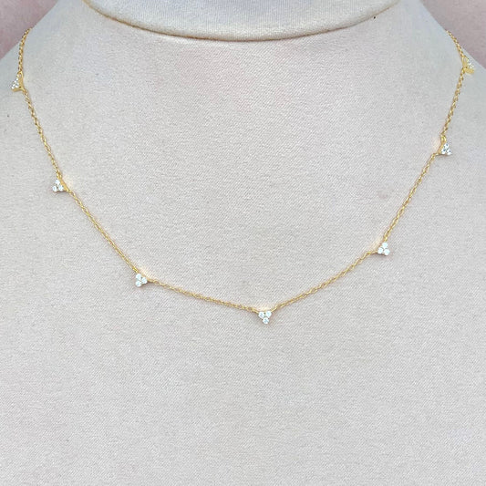 Collar Triángulos Dorado